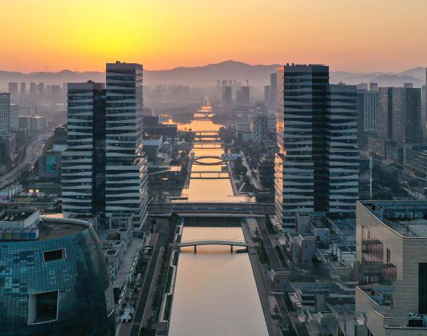 BBP-groei van 62 miljard yuan, op de 12e plaats in China! De economie van Ningbo toonde veerkracht in de eerste helft van het jaar