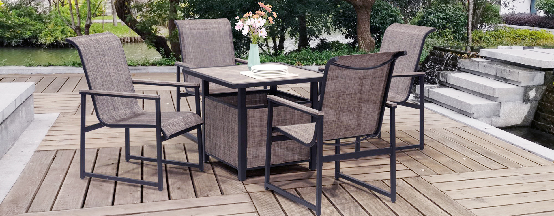 Patio-eetsets