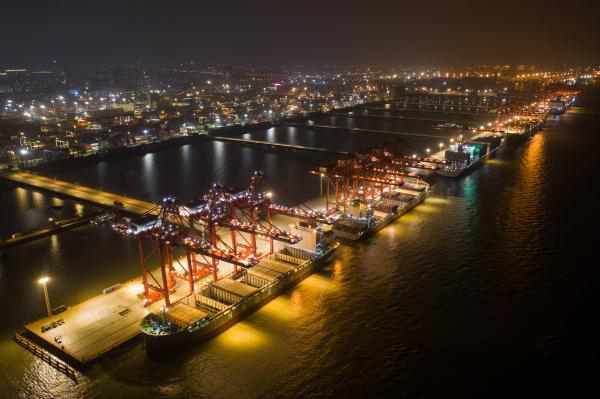 Ningbo Zhoushan Port voegde een 