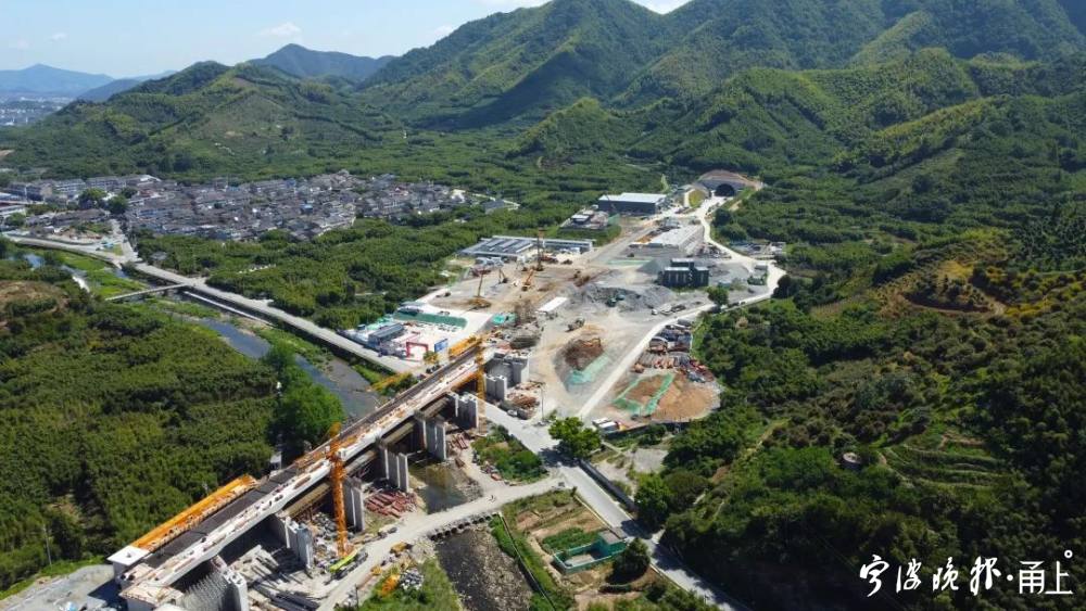 Xikou Station van Jinyong Railway, op 10 minuten rijden van de schilderachtige plek, wordt volgend jaar geopend