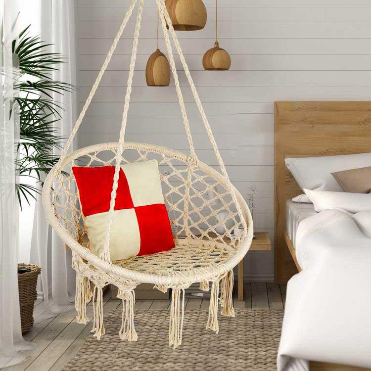 Macrame hangstoel